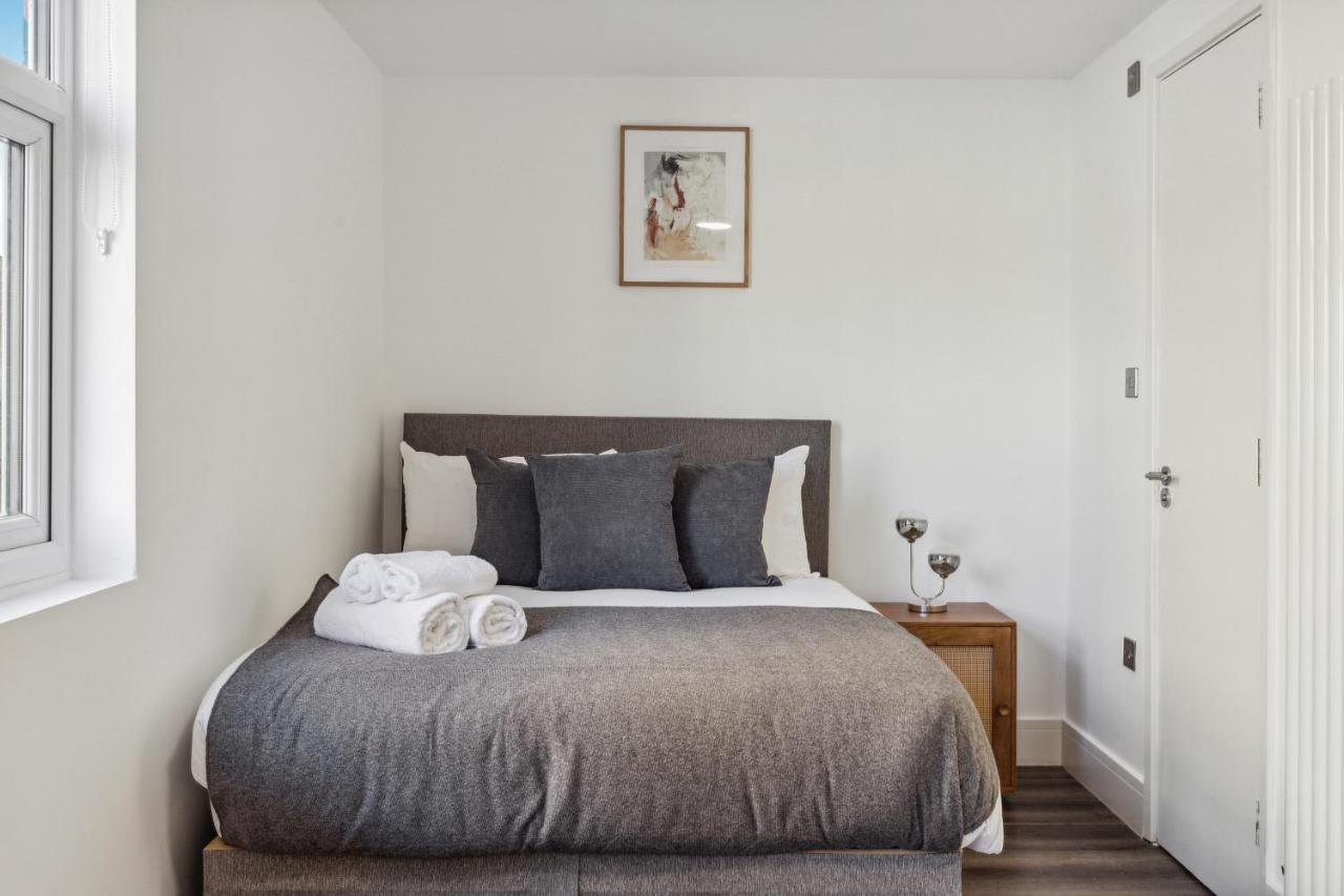 Sutherland Apartments Лондон Экстерьер фото