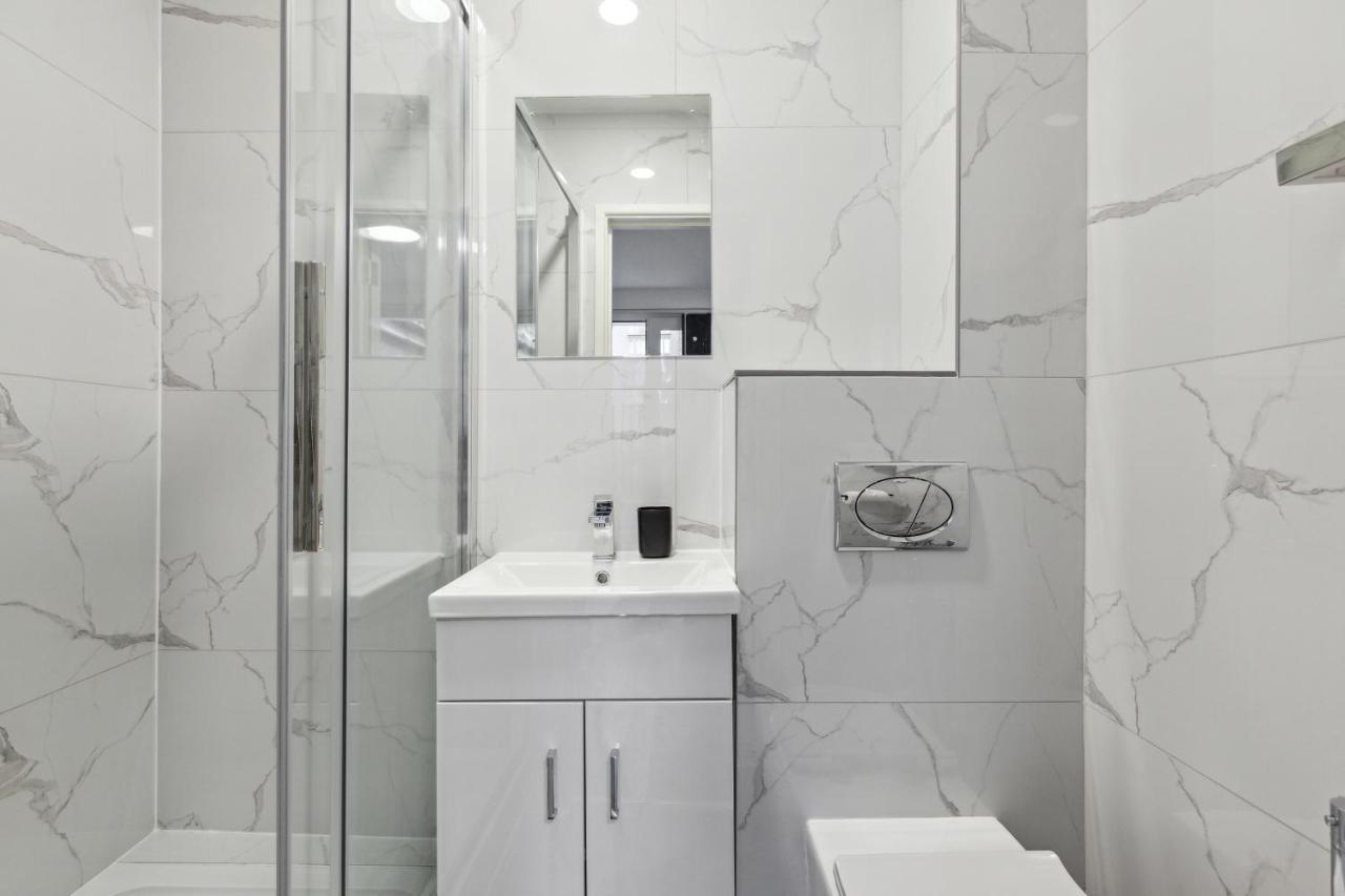 Sutherland Apartments Лондон Экстерьер фото