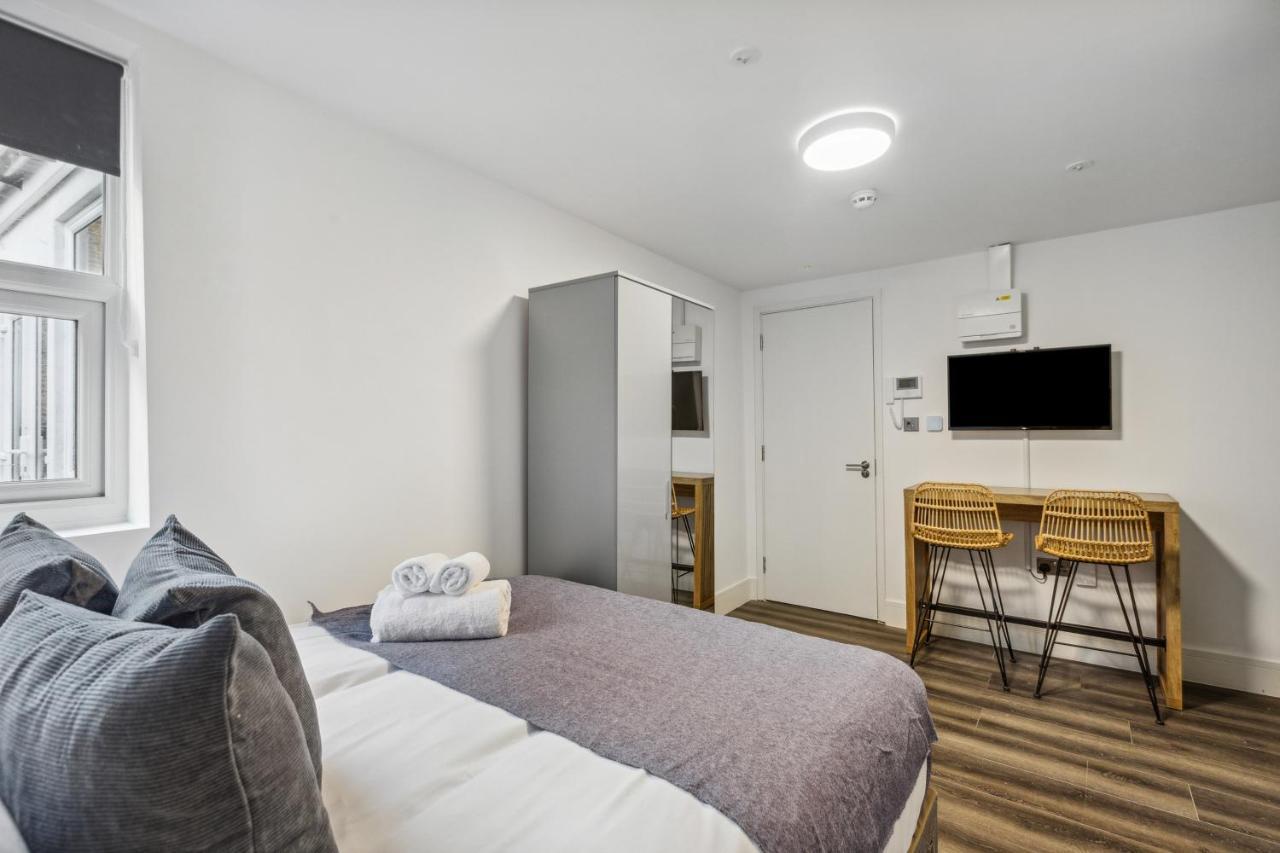 Sutherland Apartments Лондон Экстерьер фото