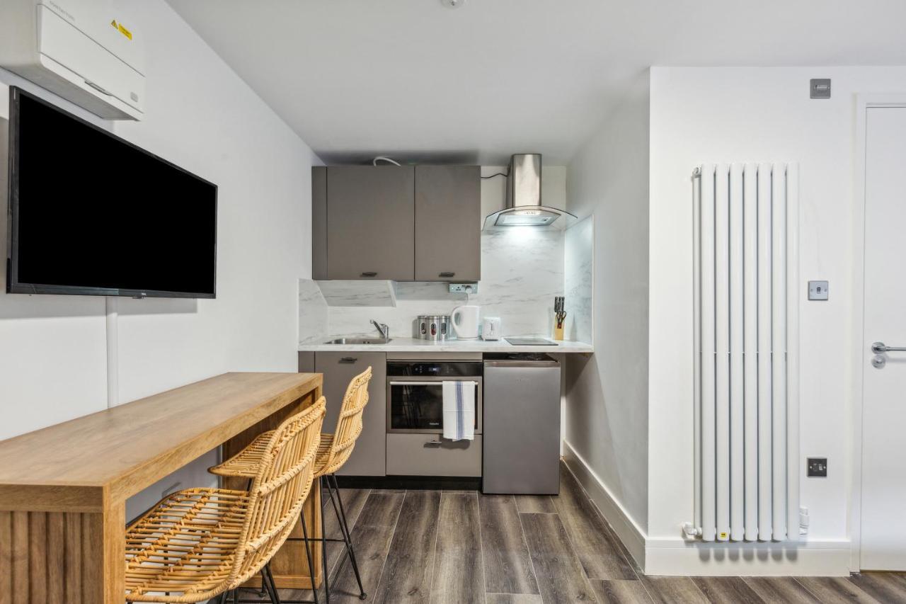 Sutherland Apartments Лондон Экстерьер фото