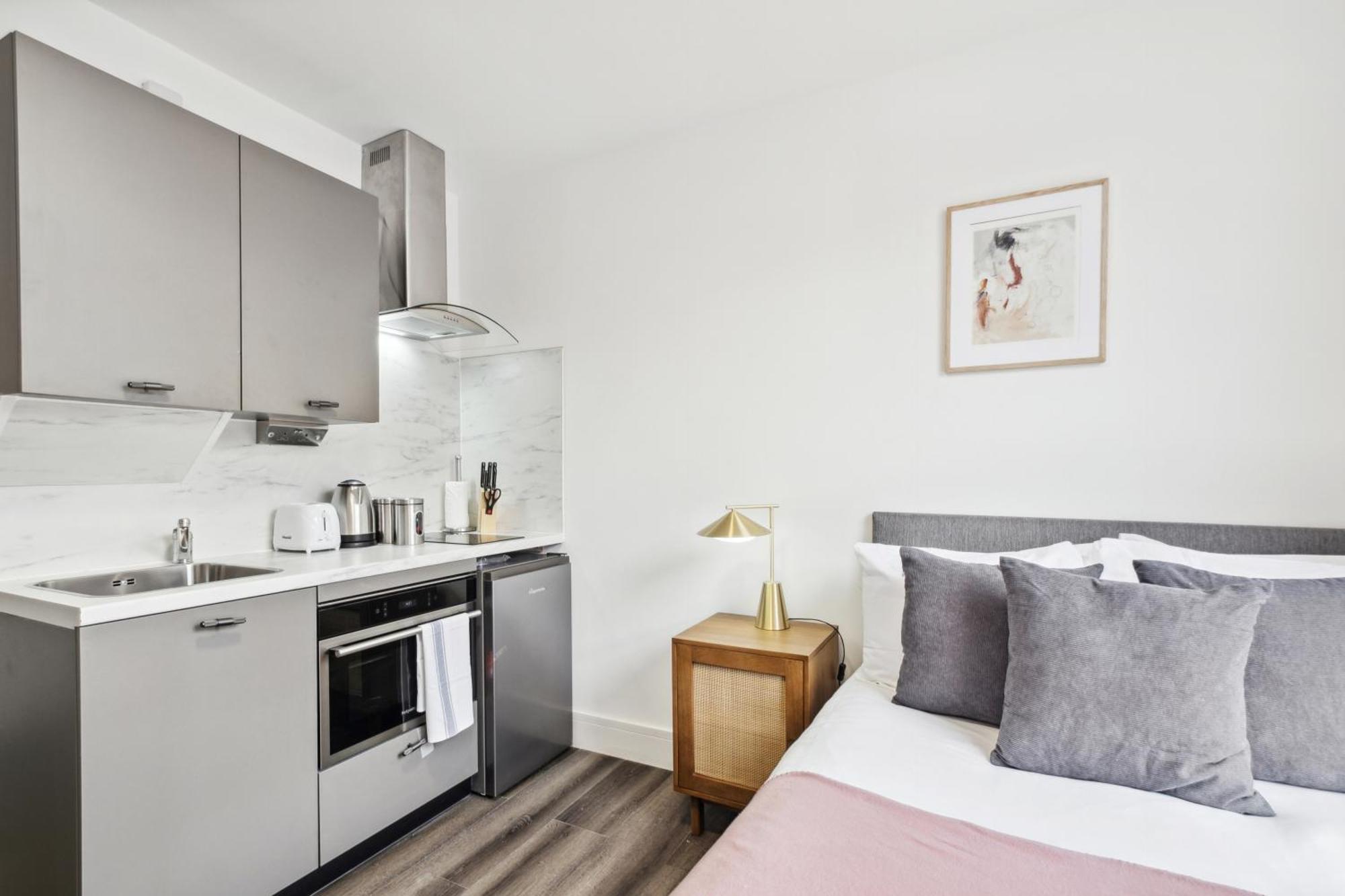 Sutherland Apartments Лондон Экстерьер фото