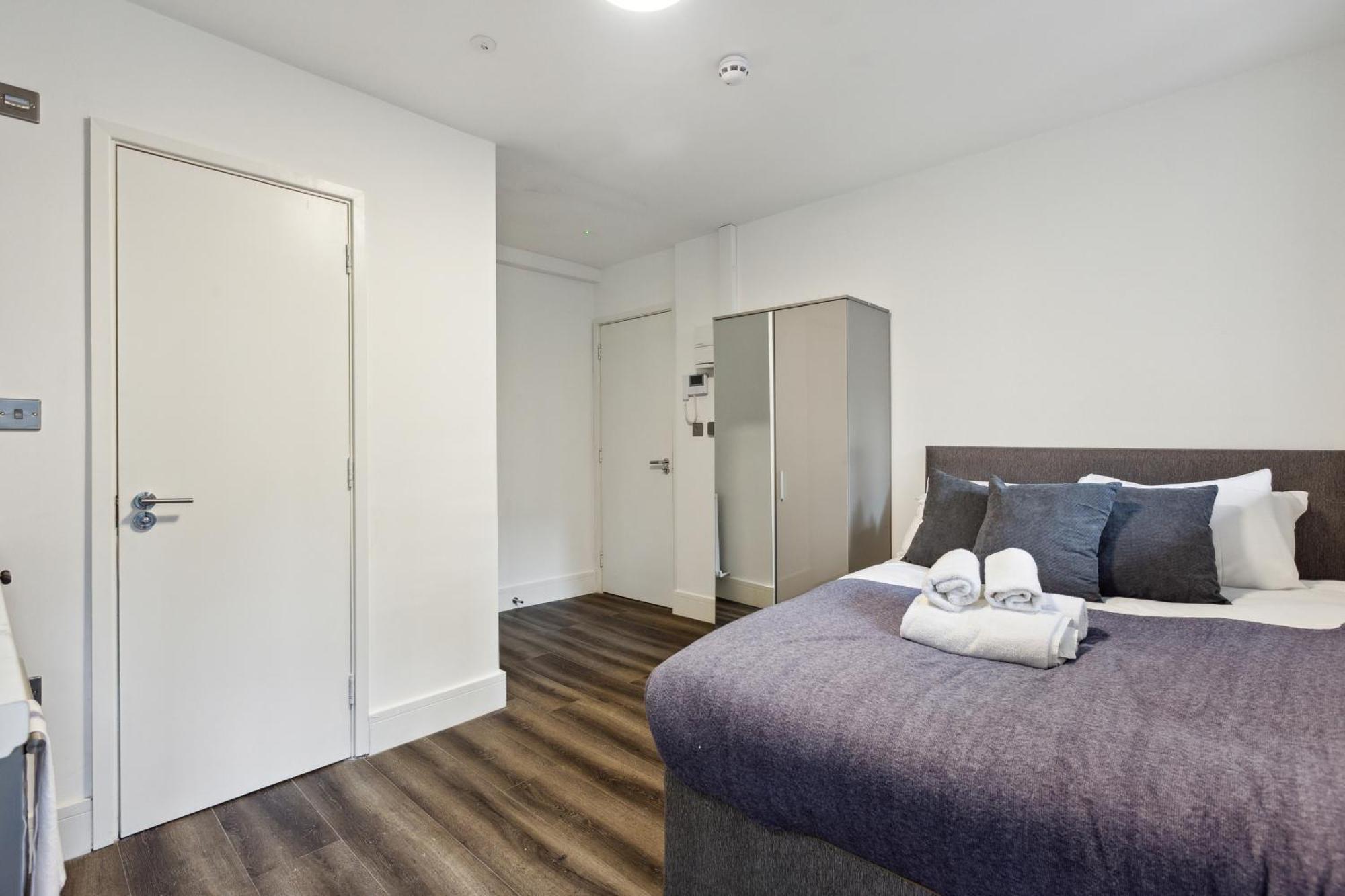 Sutherland Apartments Лондон Экстерьер фото